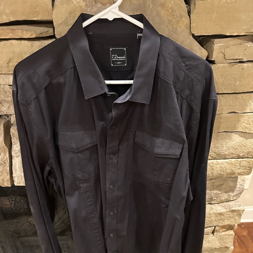 7 Diamonds Black Button-Up Shirt